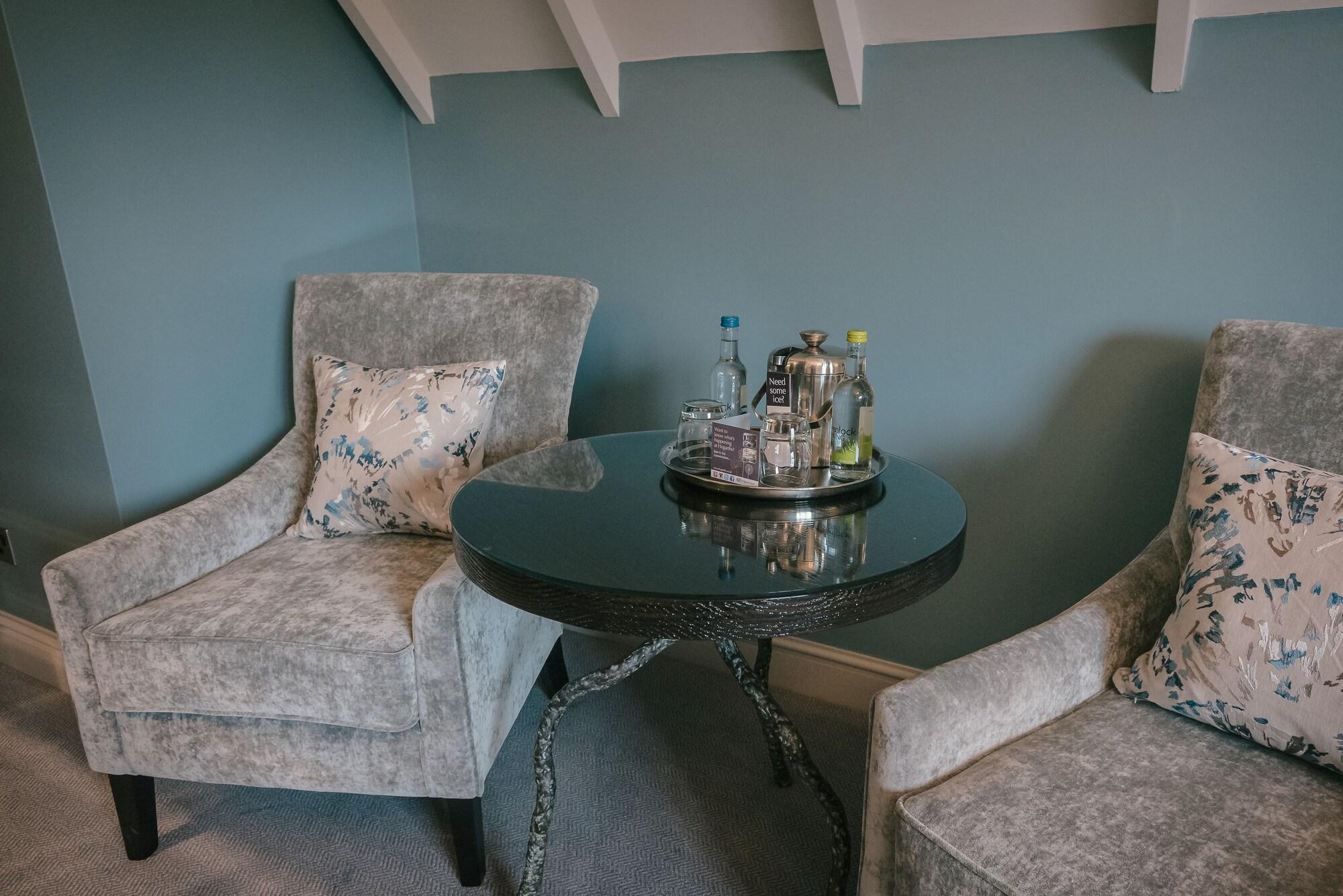 Hogarths Stone Manor Hotel Кидерминстър Екстериор снимка