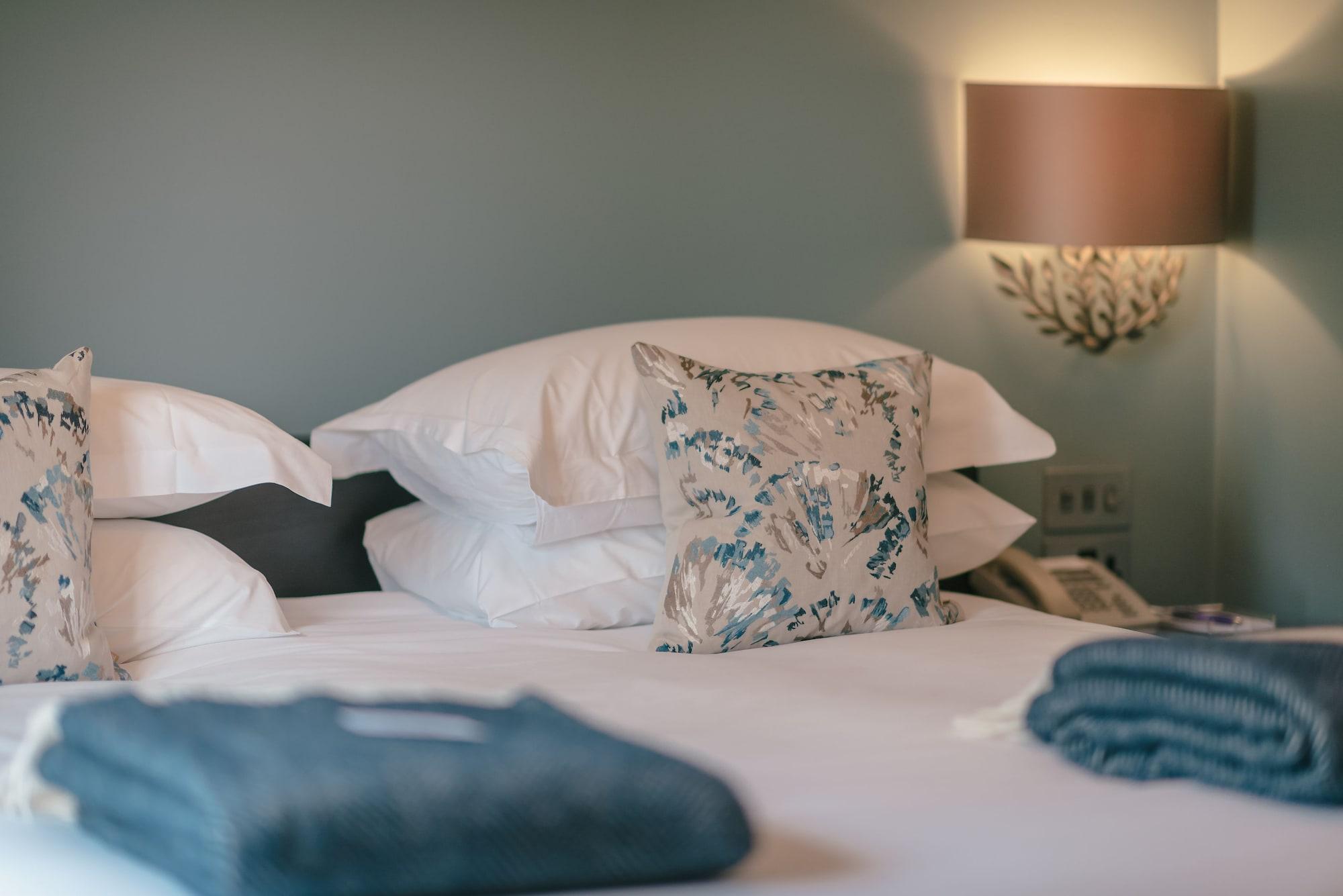 Hogarths Stone Manor Hotel Кидерминстър Екстериор снимка