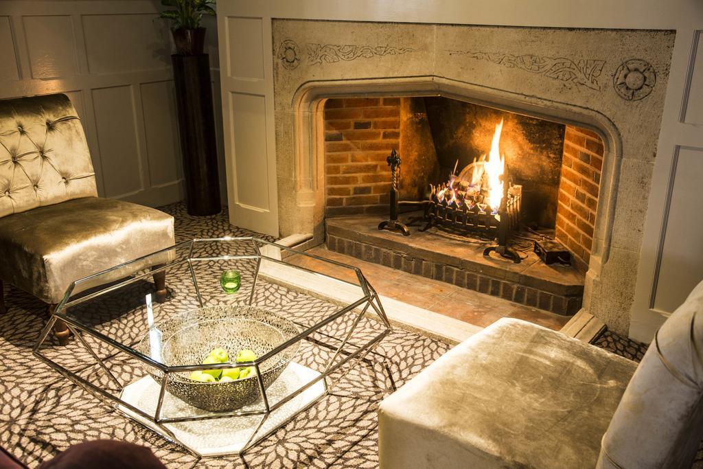 Hogarths Stone Manor Hotel Кидерминстър Екстериор снимка