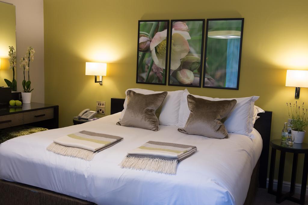 Hogarths Stone Manor Hotel Кидерминстър Екстериор снимка