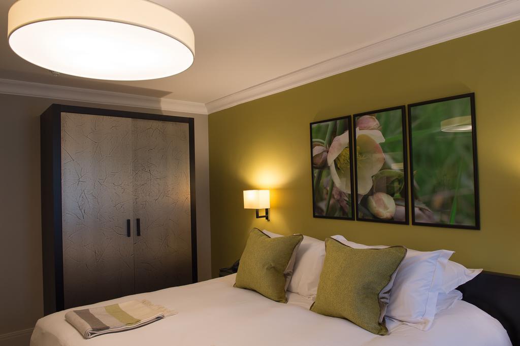 Hogarths Stone Manor Hotel Кидерминстър Екстериор снимка