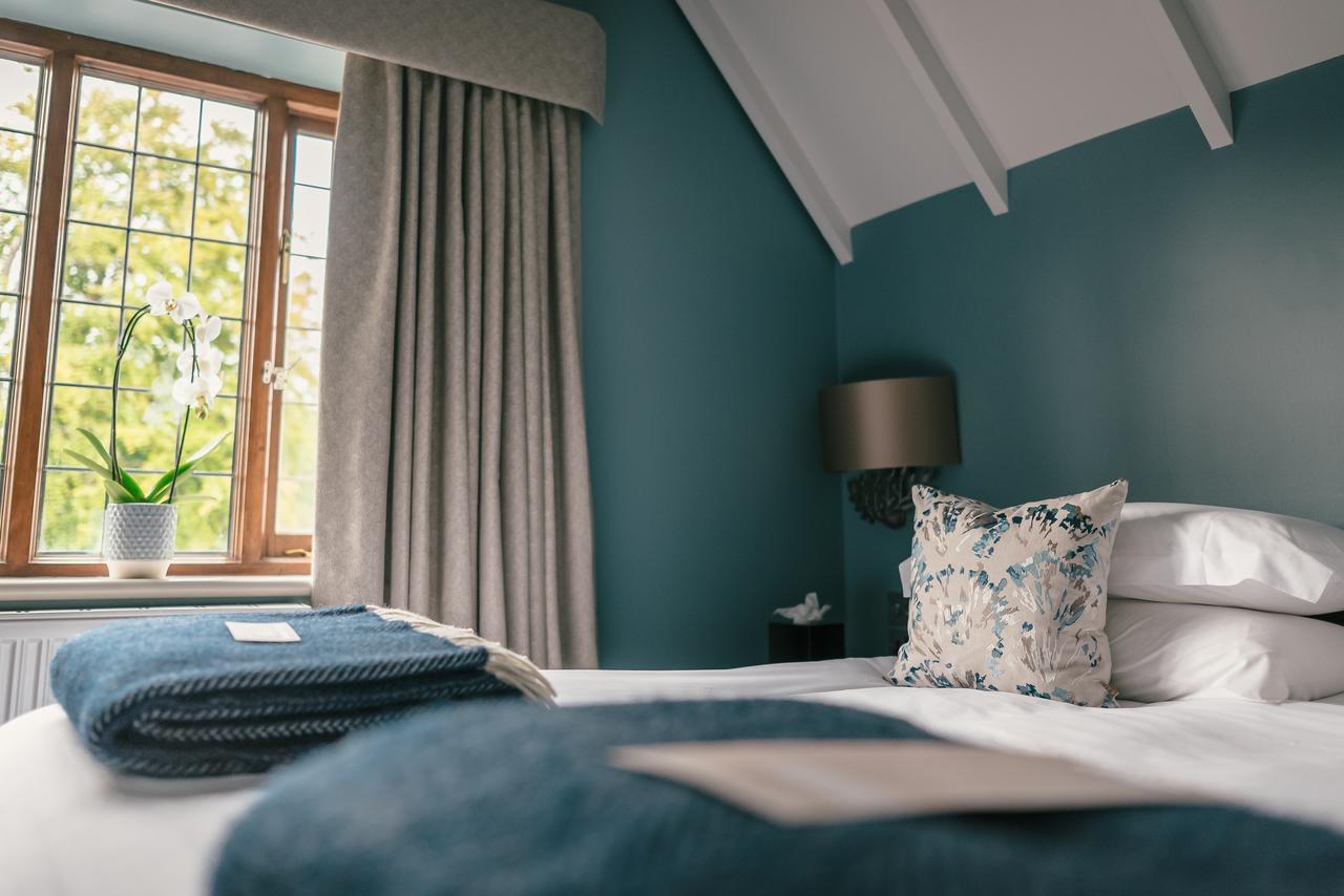 Hogarths Stone Manor Hotel Кидерминстър Екстериор снимка